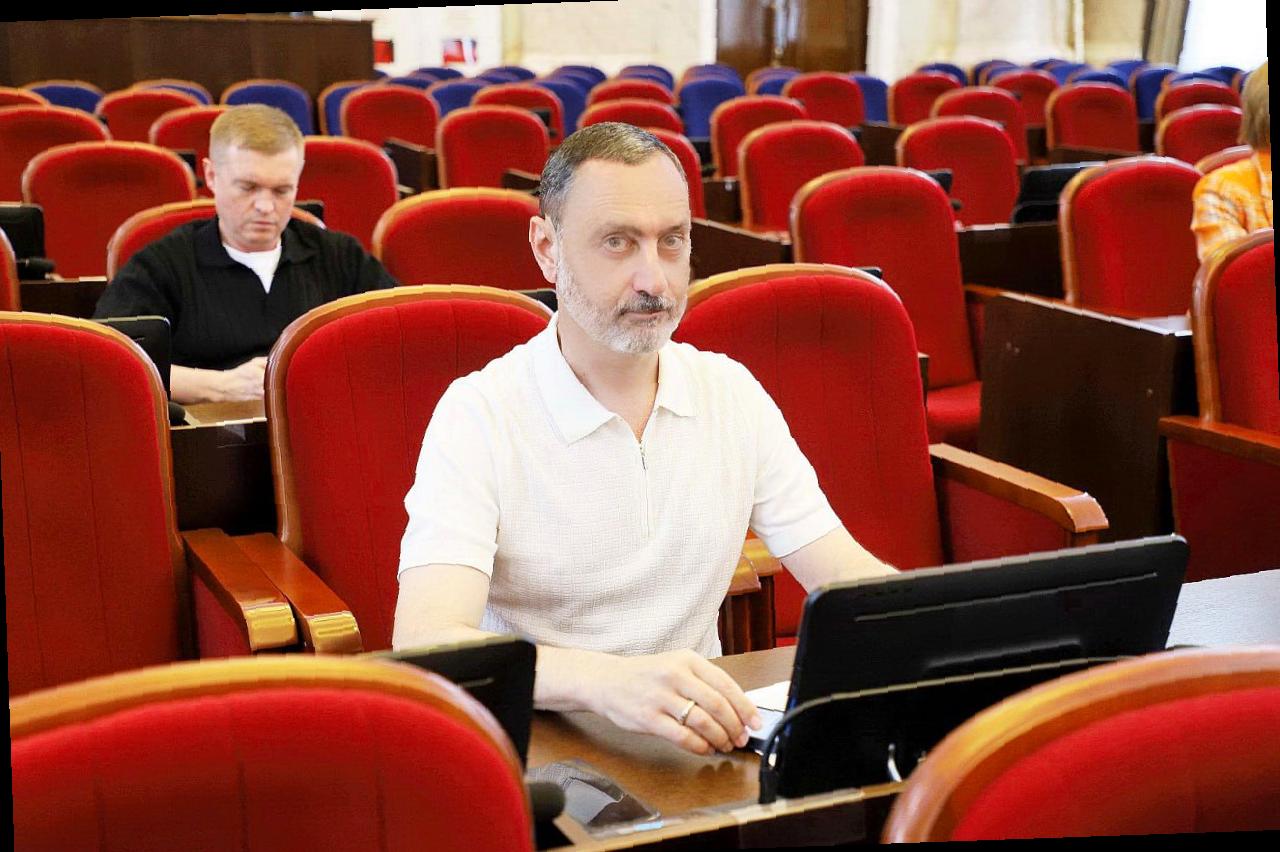 «Виктор Тепляков участвовал в собрании фракции «Единая Россия» краевого парламента»