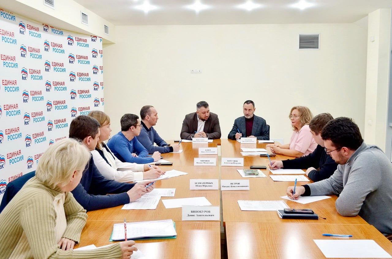 «Виктор Тепляков провел прием жителей Центрального района Сочи»