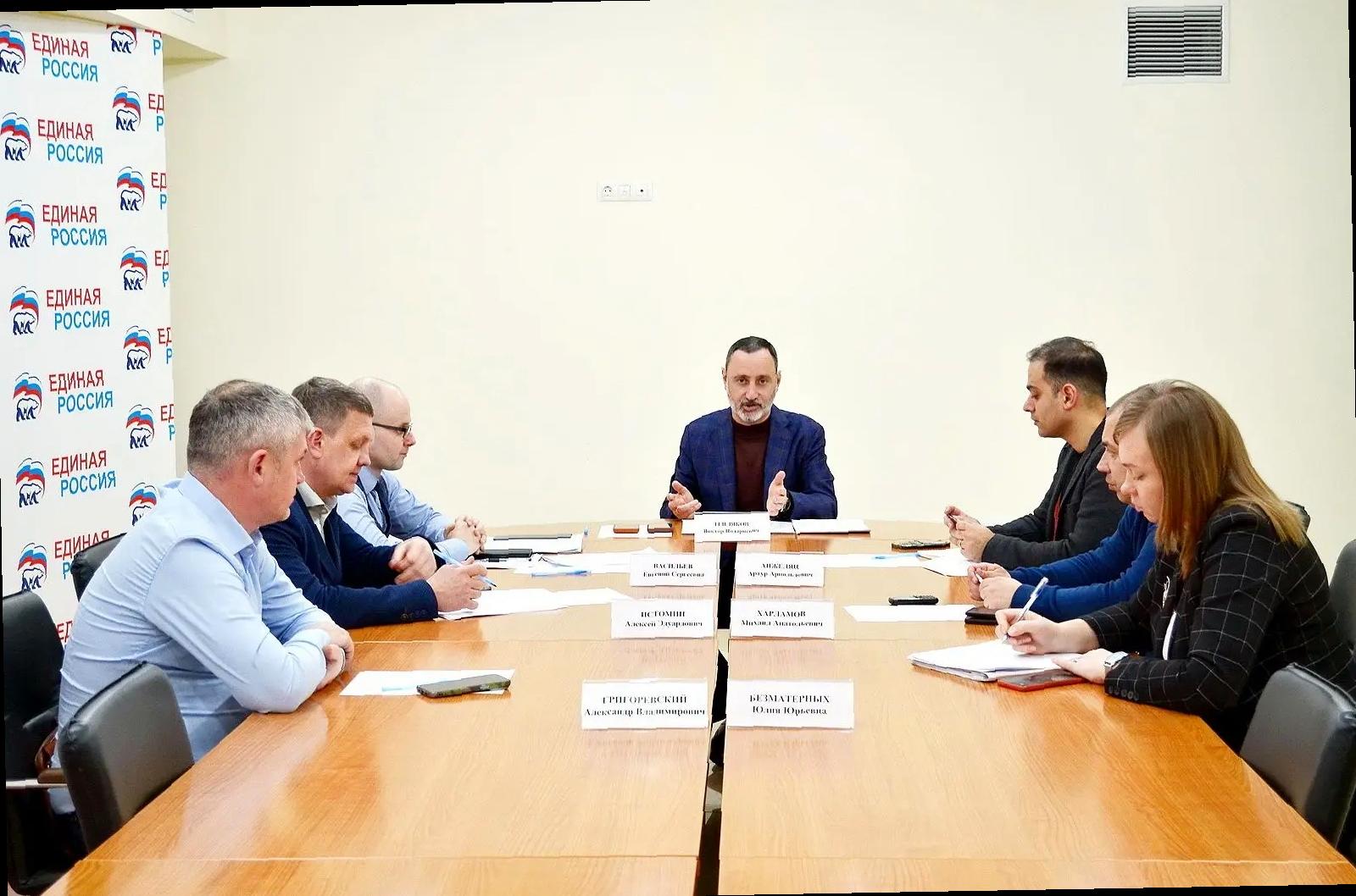 «Виктор Тепляков организовал совещание по оползню на ул. Подгорной в Сочи»